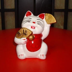 Maneki-Neko de Cer�mica
